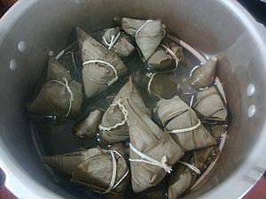 【手工美食】红豆粽子步骤9