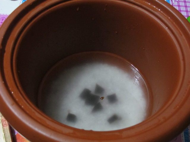 阿胶红糖粥步骤3