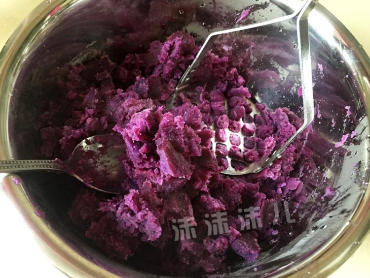 紫薯糯米茶巾绞步骤4