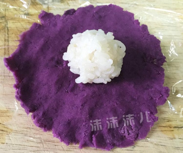 紫薯糯米茶巾绞步骤8