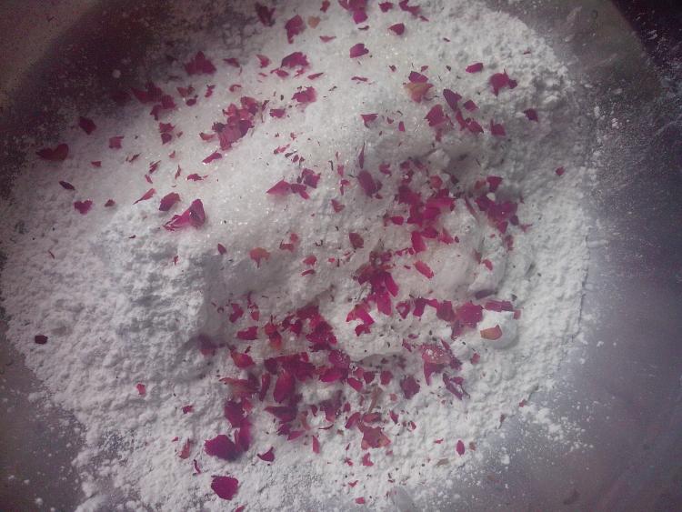 玫瑰芝麻饼步骤4