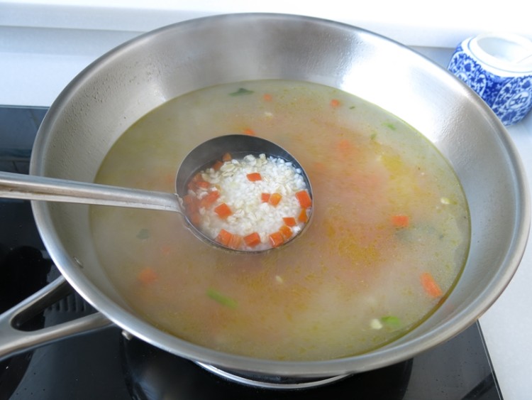 菠菜胡萝卜燕麦粥步骤6