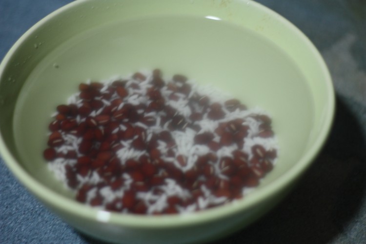 核桃红豆糯米糊步骤2