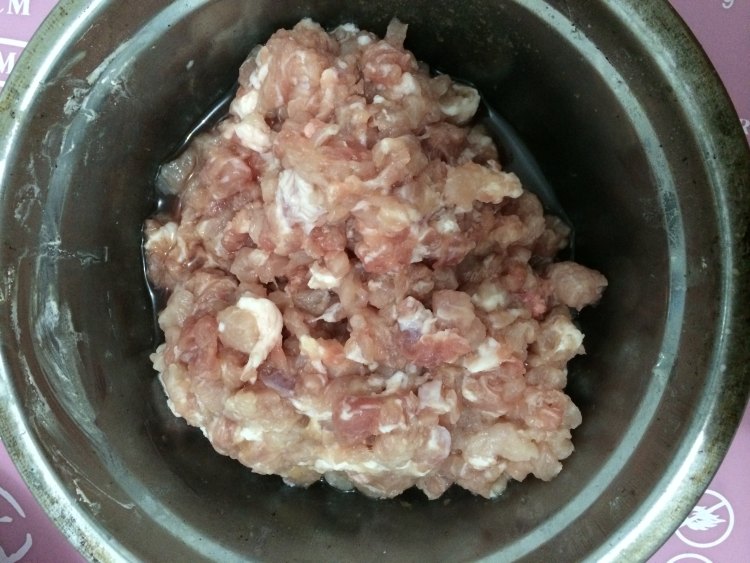 五彩糯米炒饭步骤4