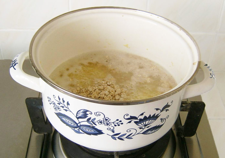 小米燕麦牛奶粥步骤3