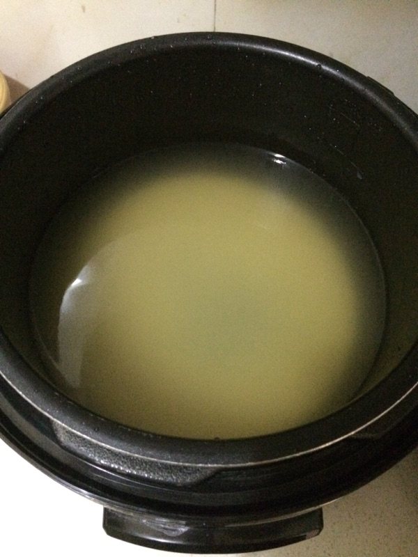 小米紫薯粥步骤2