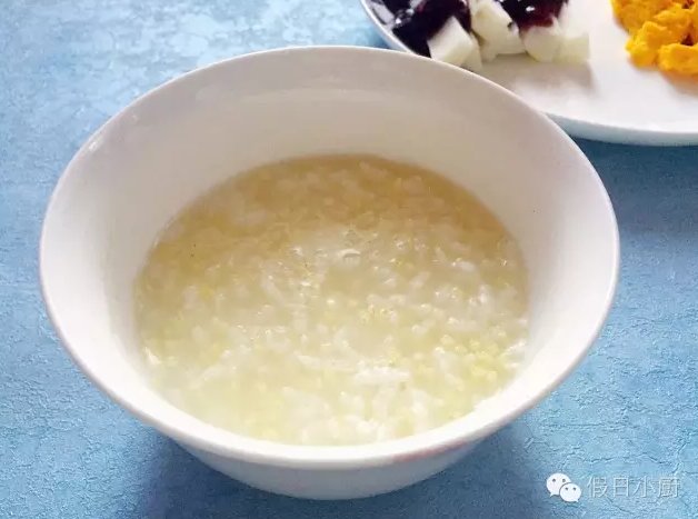 大米小米粥+美式炒蛋+步骤2