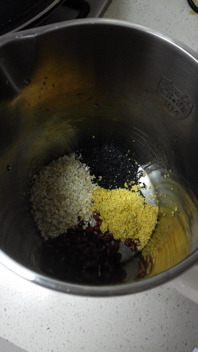 红豆燕麦小米糊步骤2