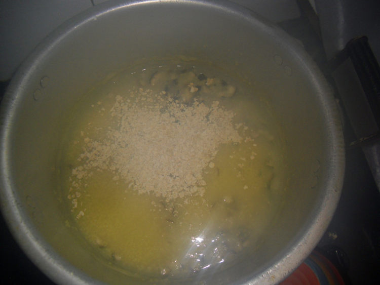 香菇燕麦小米粥步骤6