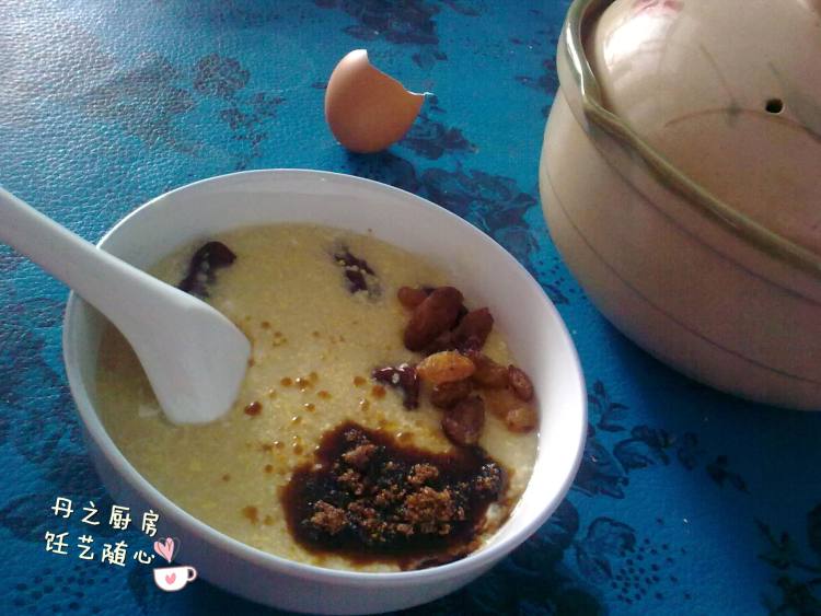 红糖鸡蛋小米粥步骤5