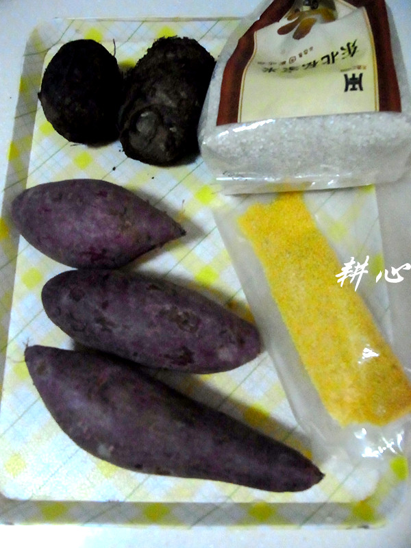 紫薯芋头小米粥步骤1
