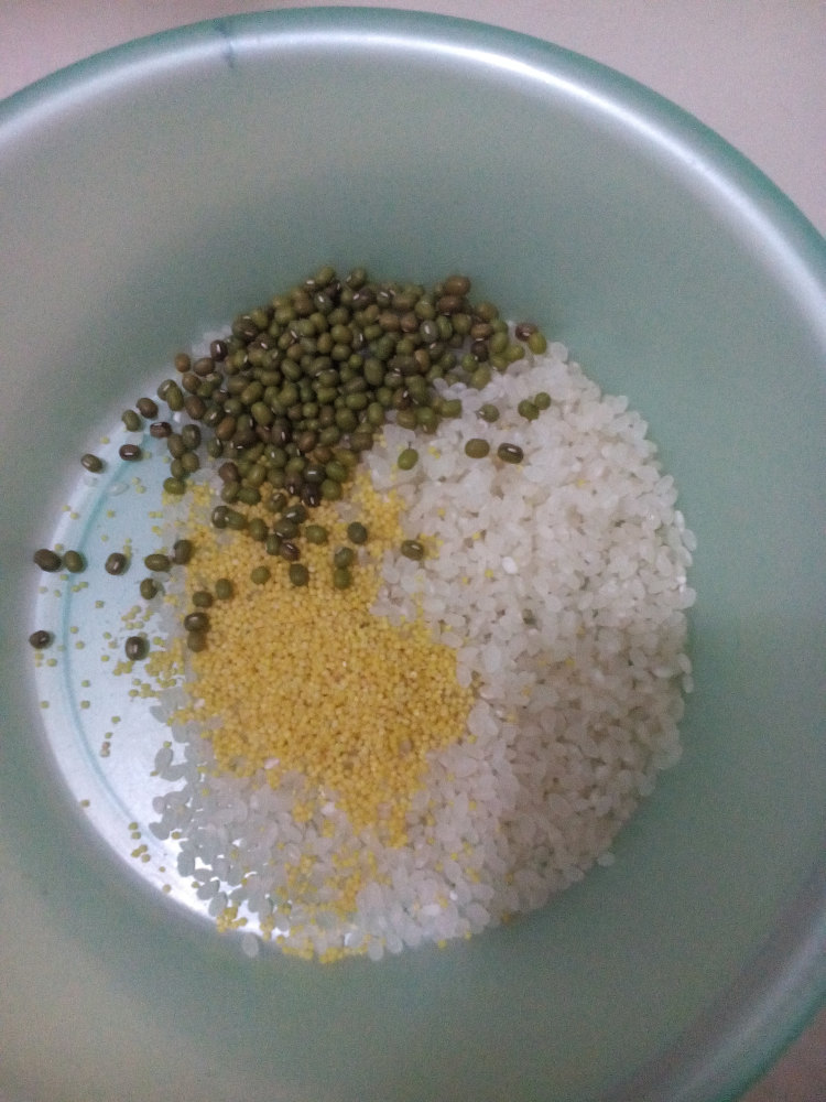 大米绿豆粥步骤3