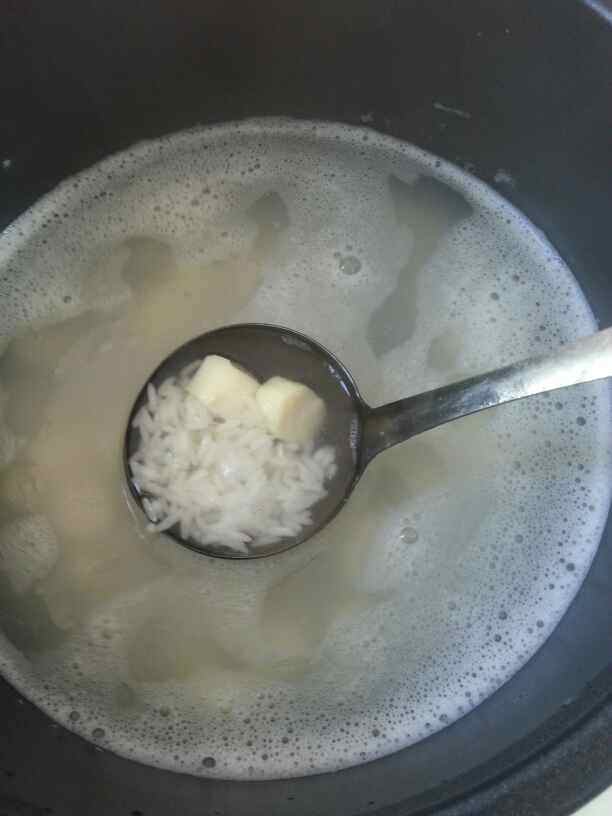 淮山玉米瘦肉粥步骤2