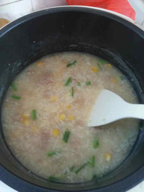 淮山玉米瘦肉粥步骤6