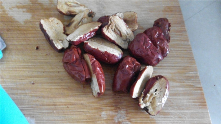 红豆薏米小米红枣粥步骤7