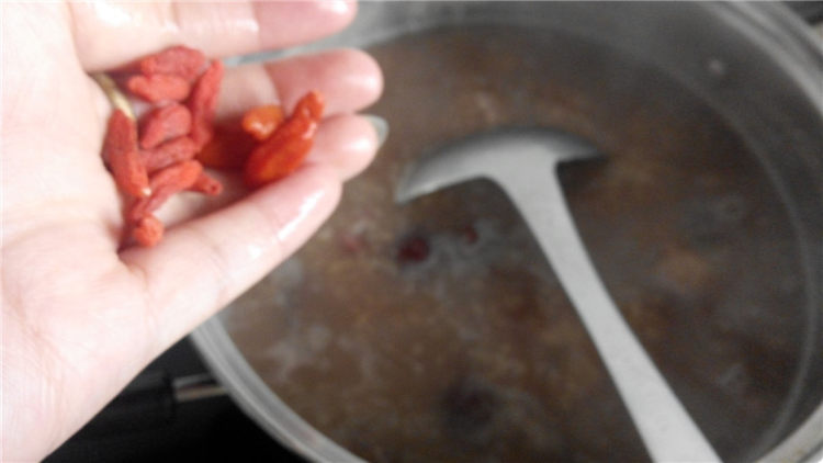红豆薏米小米红枣粥步骤13