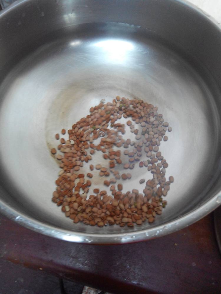 小米江豆粥步骤3