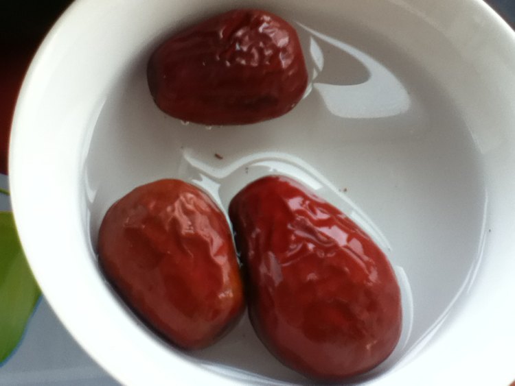绿豆红枣小米粥步骤3