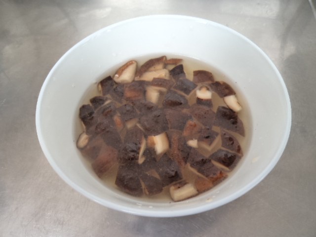 小米滑鸡粥步骤3