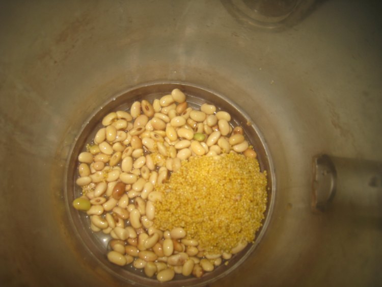 小米黄豆浆步骤3
