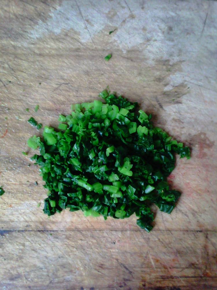 菠菜小米蛋花粥步骤3