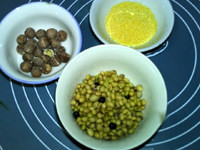 莲子小米豆浆步骤1