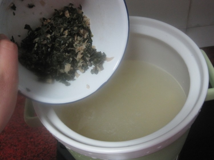 菜干瘦肉粥步骤6