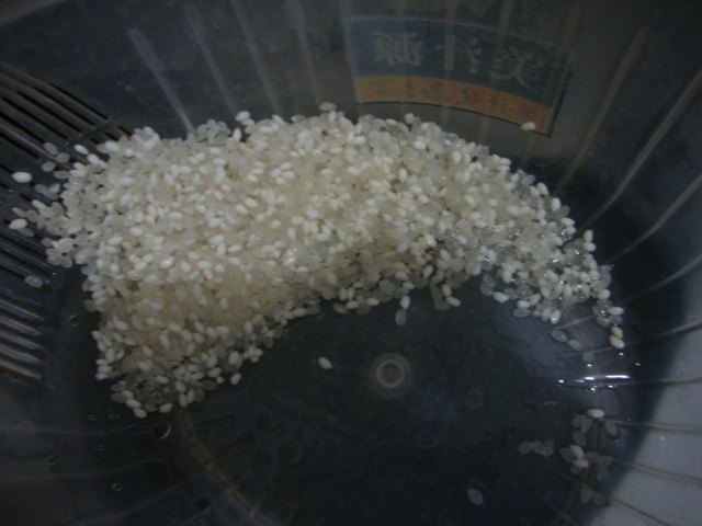 红豆小米栗子粥步骤2