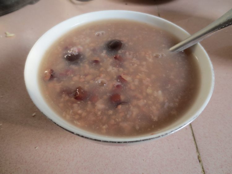 阿胶红豆养颜粥步骤5