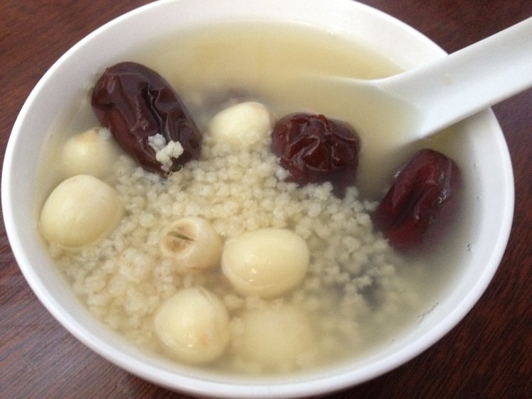 红枣莲子小米粥步骤7