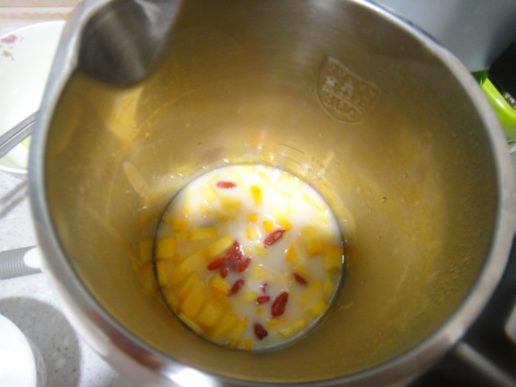 南瓜枸杞燕麦豆浆步骤6