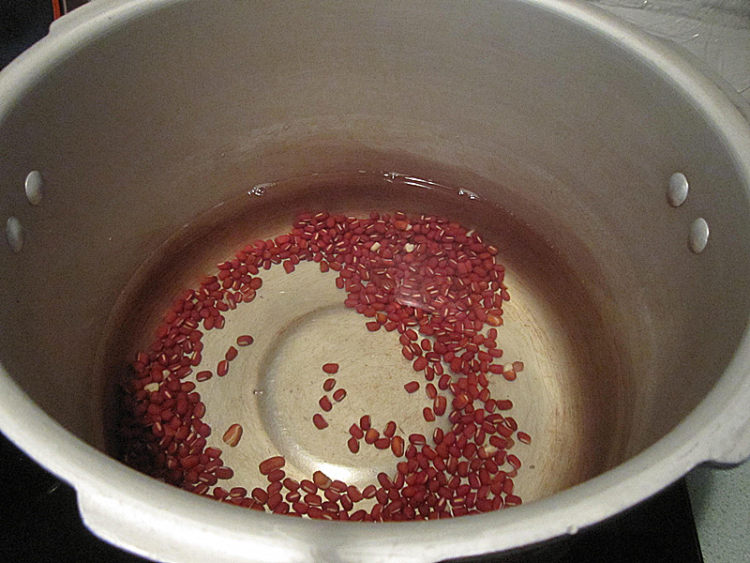 红豆小米荞麦粥步骤3