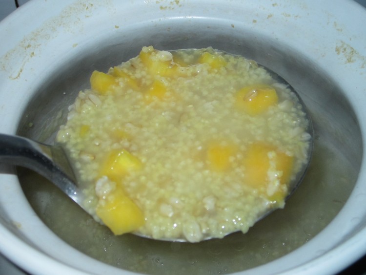 燕麦红薯粥步骤7