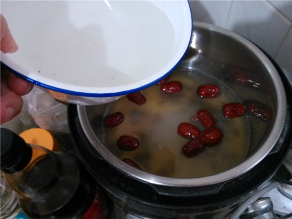 红莲子山药豆粥步骤6