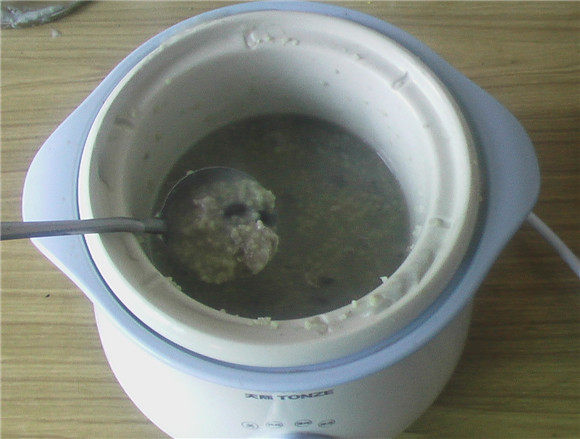 红豆小米瘦肉粥步骤7
