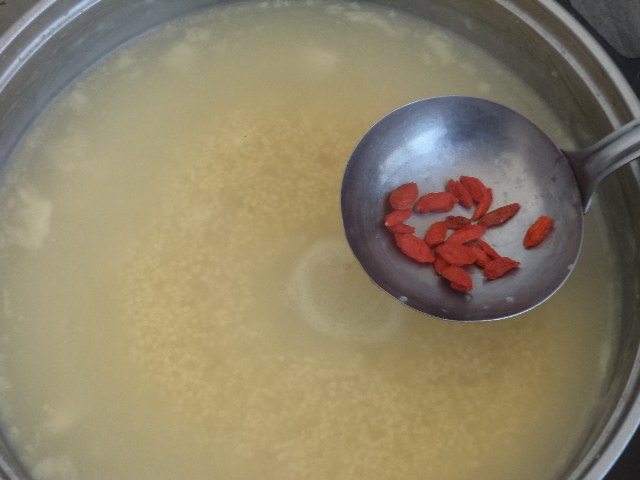 南荠小米粥步骤7