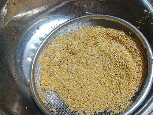 红枣百合小米粥步骤3