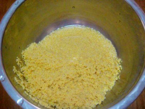 小米红枣粽步骤1