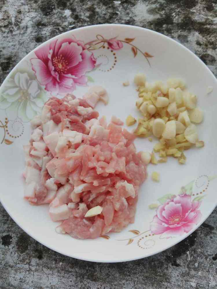 肉沫拌面步骤2