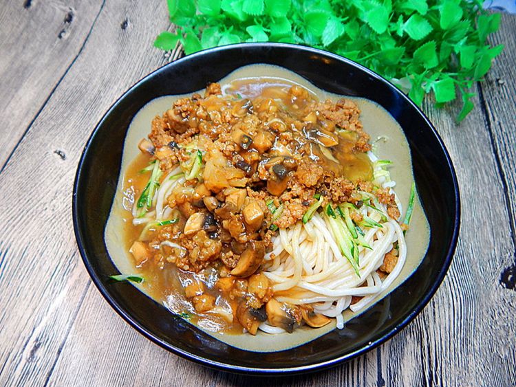 黄瓜肉末凉拌面步骤12