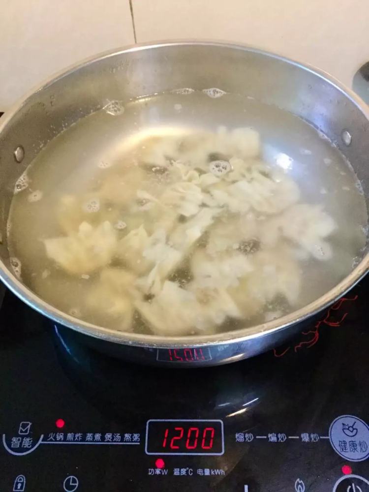 艾草云吞面步骤6