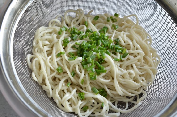 营养面条杯步骤3