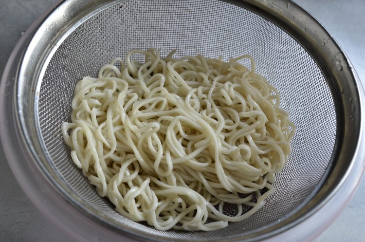 营养面条杯步骤2