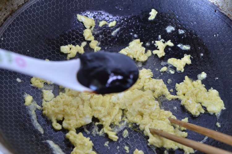 鸡蛋酱拌面步骤6