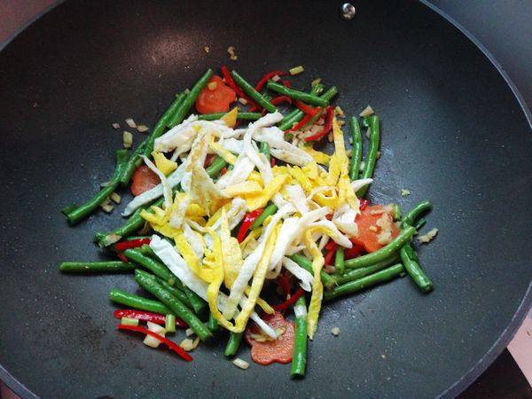 豆角炒紫薯面条步骤8