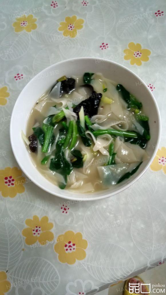 木耳菠菜面条