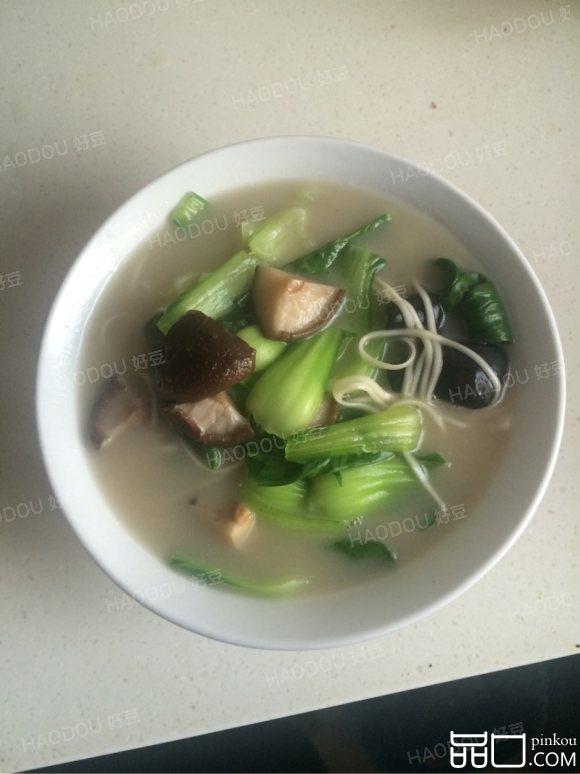 鸡汤青菜面