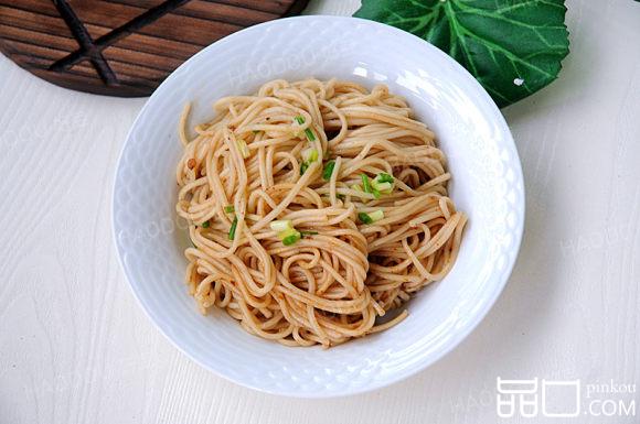香菇酱拌面