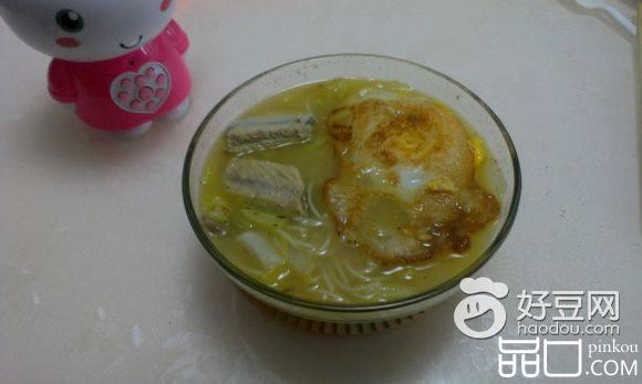 鸡汤排骨面