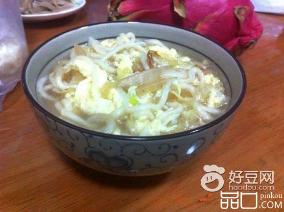 白菜鸡蛋汤面